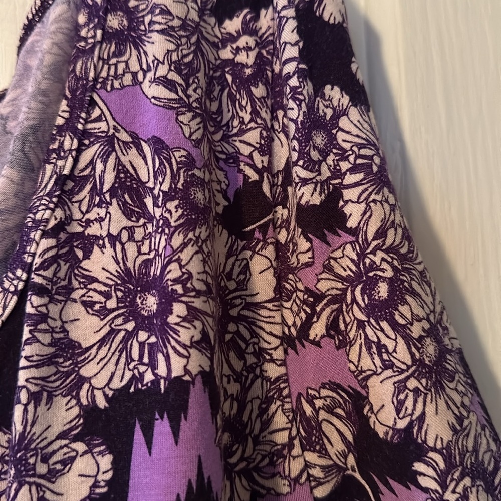Lularoe - Picture 4 of 7